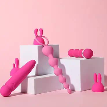 Los 5 Mejores Plugs Anales (Por Talla y Material) para Empezar con Placer